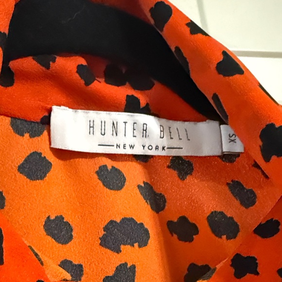 Hunter Bell Vibrant Orange Blouse with Black Spots XS - Picture 4 of 5